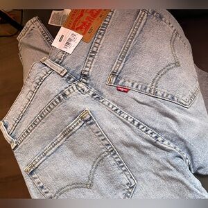 Levi's Women's Classic Light Blue 512 Slim Taper